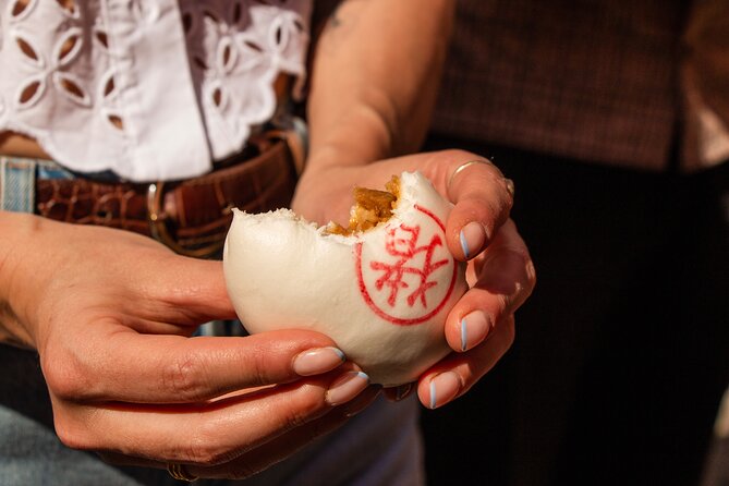 Eating London: Twilight Soho VIP Food & Drinks Tour - The food is international, filling, and varied