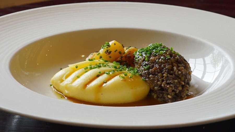 Edinburgh: Food & Drink Tasting Tour - Booking Details That Matter