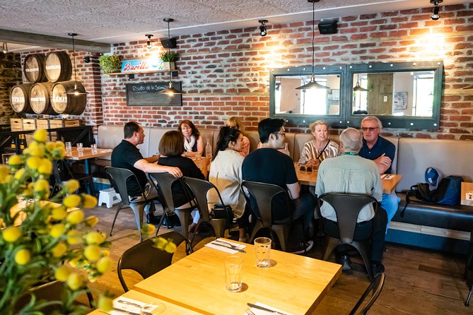 Evening Gourmet Tour 5 Course Dinner - History and Food in Old Quebec City - What the guides add to the evening