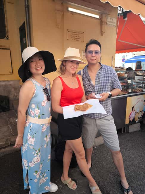 Exclusive Food Tour in Menton -3 hours- small group - Patricia’s Guiding Style