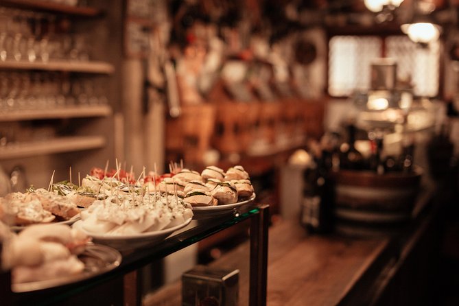 Exclusive Private Venice Food Tour with 6 or 10 Tastings - Prosecco, crostino, and the final gelato