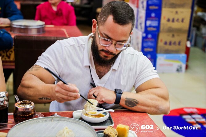 Experience Beijing Walking Food Tour Private - Meeting in Dongsi and entering the neighborhood