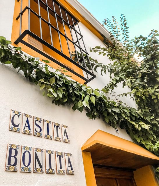 Explore Marbella Old Town: Authentic Tapas Food Tour - Walking through Old Town before dinner