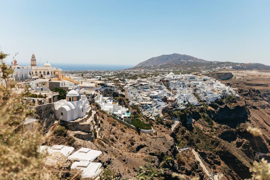 Fira: Guided Foodie Walking Tour with Tastings - Meeting Firostefani and starting with the blue dome