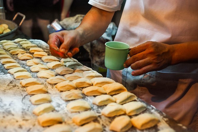Flavors of Bangkok: Small-Group Chinatown Evening Food Tour - Weather, substitutions, and the right expectations