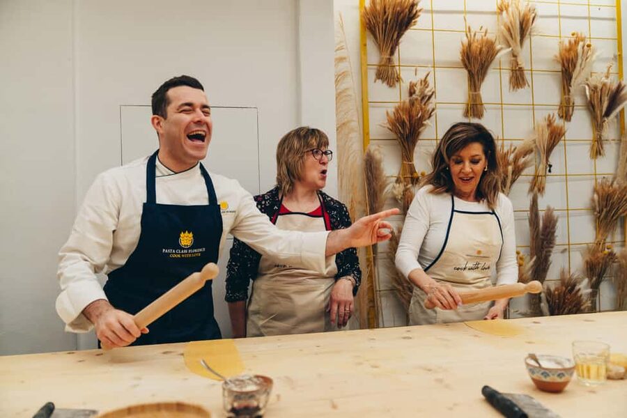 Florence: Art of Pasta Cooking Workshop with Food and Wine - Key details at a glance