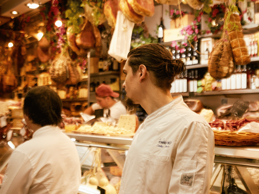 Florence: Cooking Class with Local Food Market Tour - How the group size affects the day
