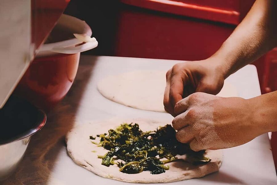 Florence: Private Pizza Making Class with Wine Tasting - What the private format means for your visit
