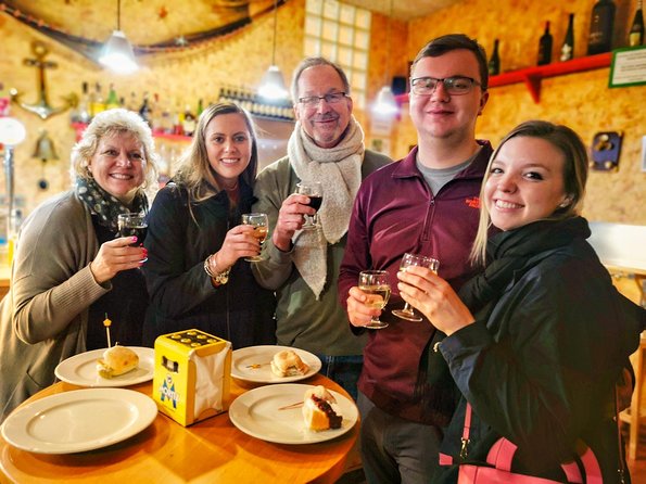 Food & Drink Private Tour of Barcelona in Traditional Taverns - Guide quality can shape the whole afternoon