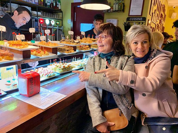 Food & Drink Private Tour of Barcelona in Traditional Taverns - Tapas in Raval at OToxo 3 Brothers