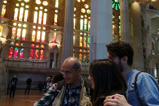Food & Drink Tasting Private Tour & Sagrada Familia Skip the Line - Entering Sagrada Familia with skip-the-line tickets