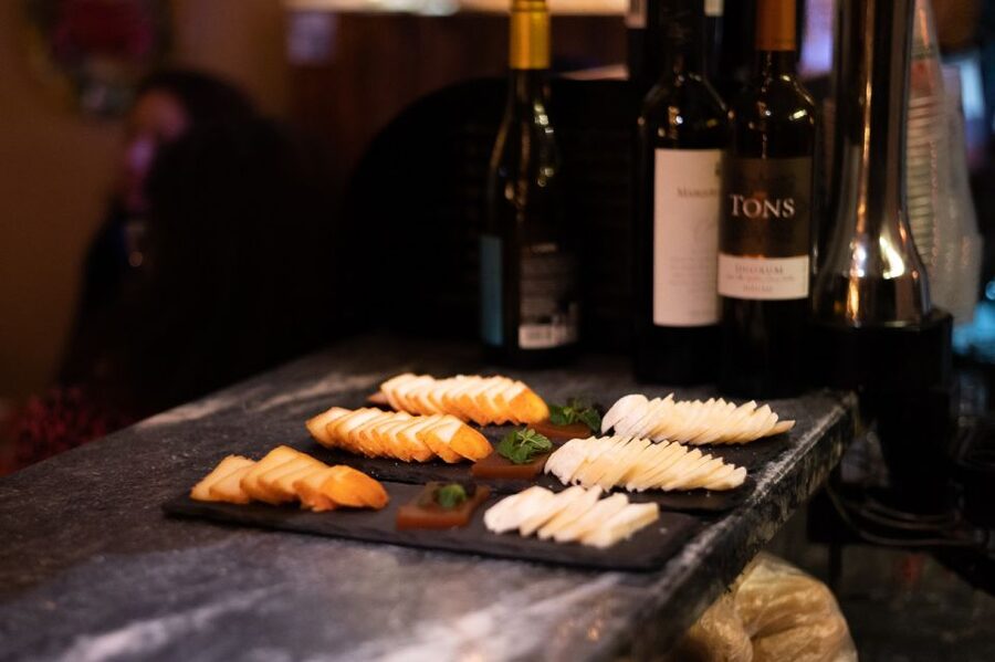 Food Tour: Portuguese wine & Tapas with Ginjinha Tasting - Who should book this experience