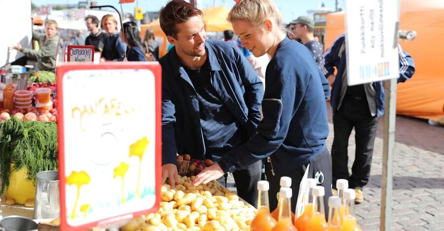 FOOD Tour with Rooftop Bar Visit in Helsinki - Jugend Hall and the food culture of Helsinki