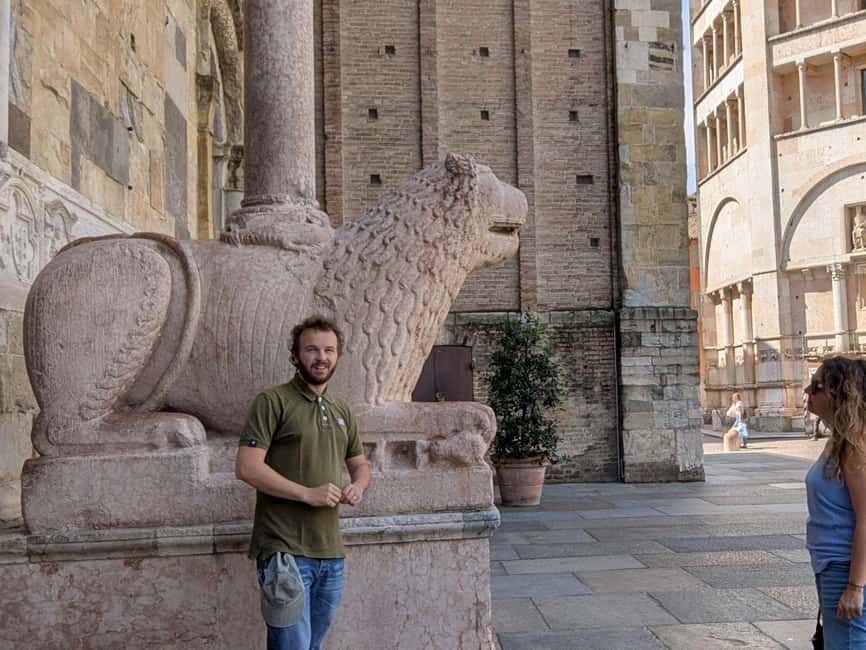 Food Tour with Tastings & Sightseeing in Parma - The secret stop and the final wine tasting