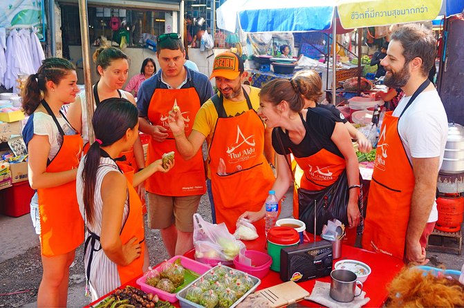 Fresh Local Market Tour - Food tour in Chiang Mai - Practical details that affect your morning