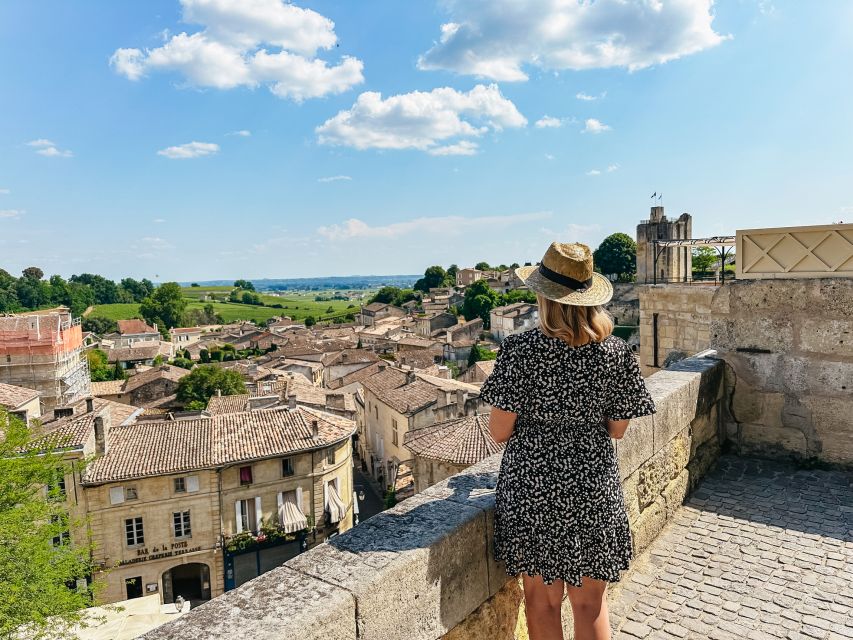 From Bordeaux: Saint-Emilion Guided Wine Tasting Tour - Leaving Bordeaux in a compact eight-seat minivan