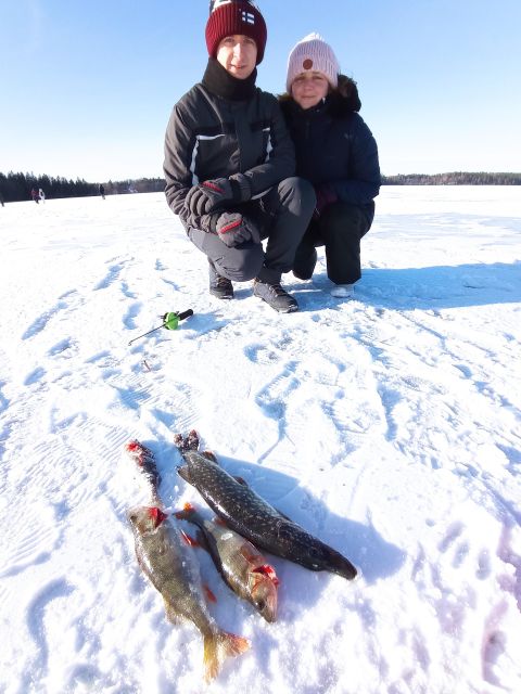 From Helsinki: Bodom Lake Ice Fishing with Food & Drinks - Practical preparation for a cold day