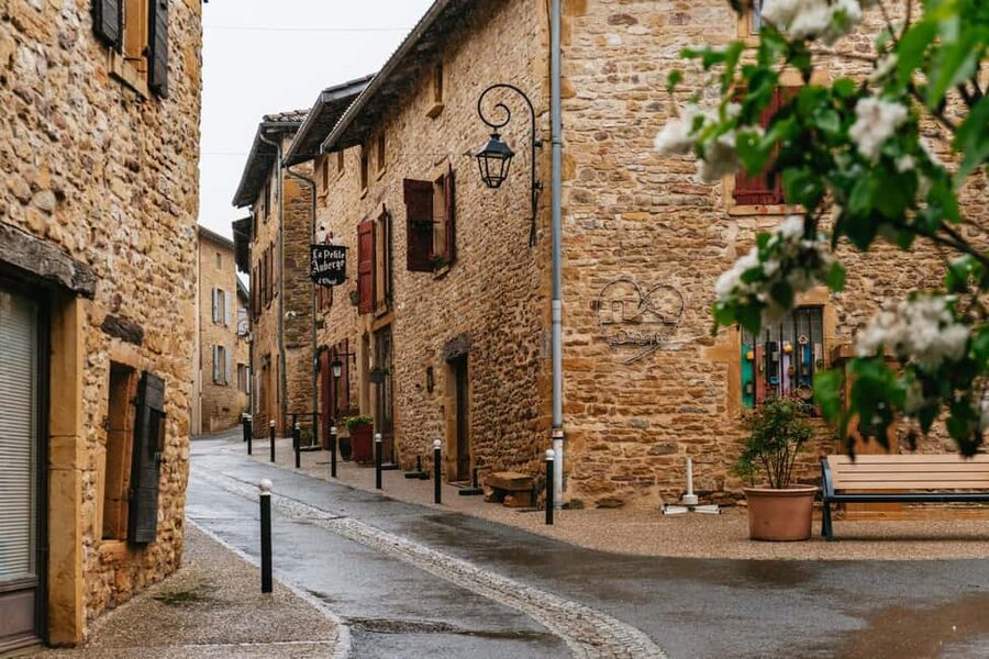 From Lyon: Golden Stones Beaujolais Wine Tasting Tour - Leaving Lyon for the southern Beaujolais hills