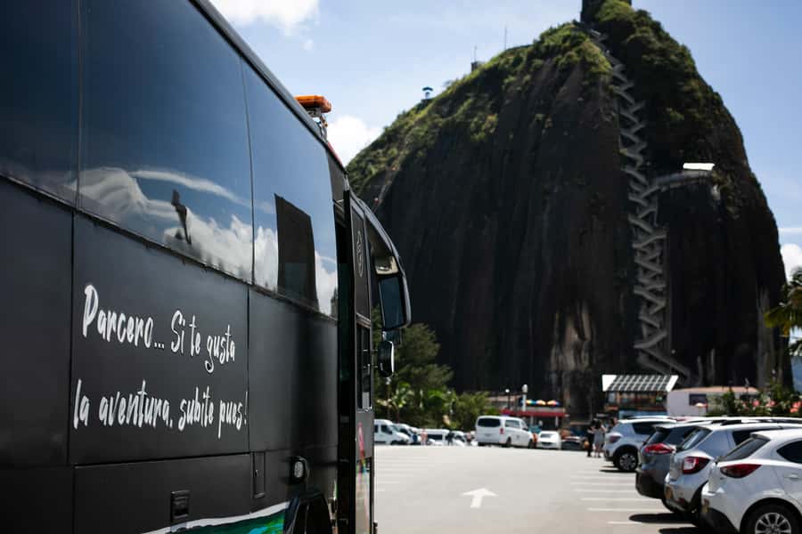 From Medellin: Guatape El Peñol with boat + gastronomic tour - Why this food tour is more than a day trip