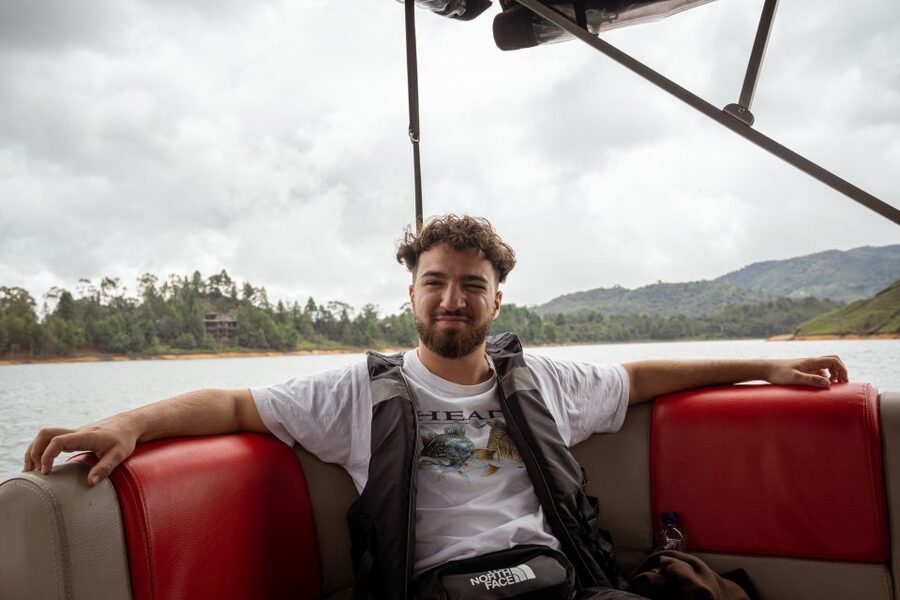 From Medellin: Guatape El Peñol with boat + gastronomic tour - El Peñol and the town that was rebuilt
