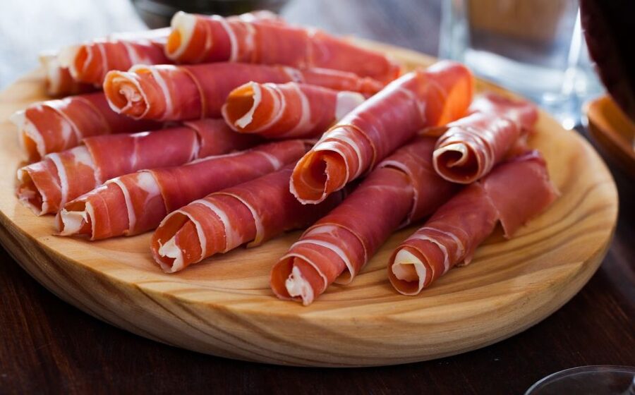 From Parma: Parmigiano and Parma Ham Guided Food Tour - Who should book this Parma food tour?