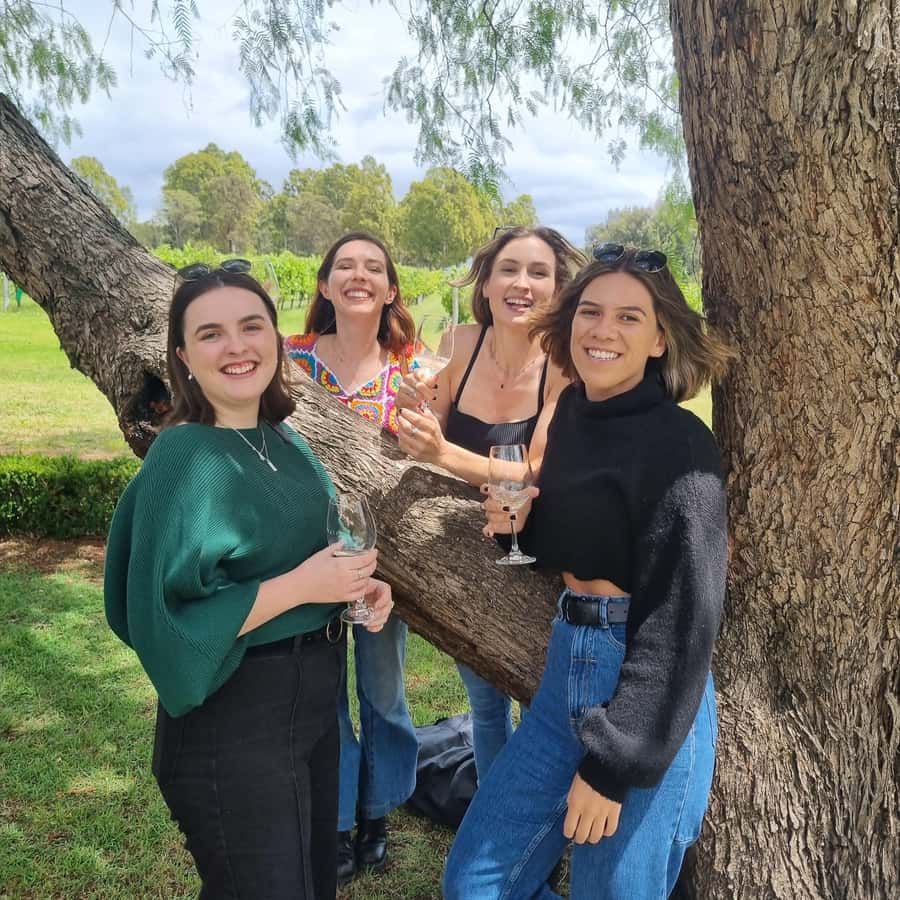 From Sydney: Hunter Valley Wine, Gin & Food Tastings Tour - The first winery sets the pace