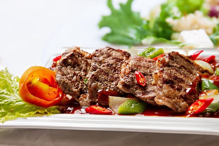 Gdansk Traditional Food Tour with Old Town Sightseeing - What the guides add to the experience