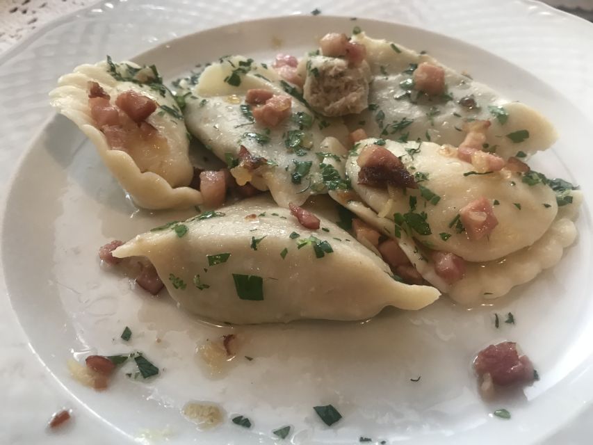 Gdansk Traditional Food Tour with Old Town Sightseeing - Is $183 per person good value?