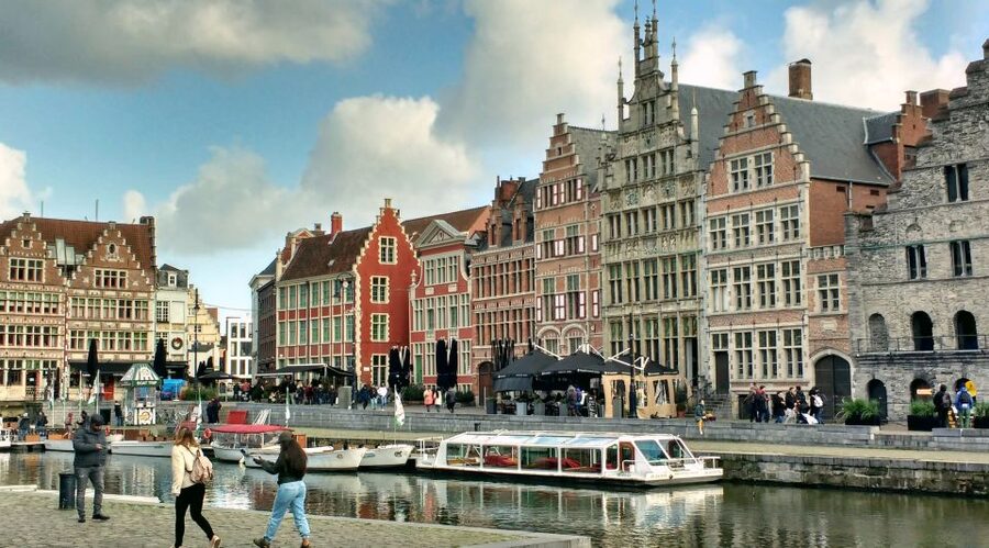 Ghent: Guided City Tour with Food Tastings - Graffiti Street and the less polished side of the city