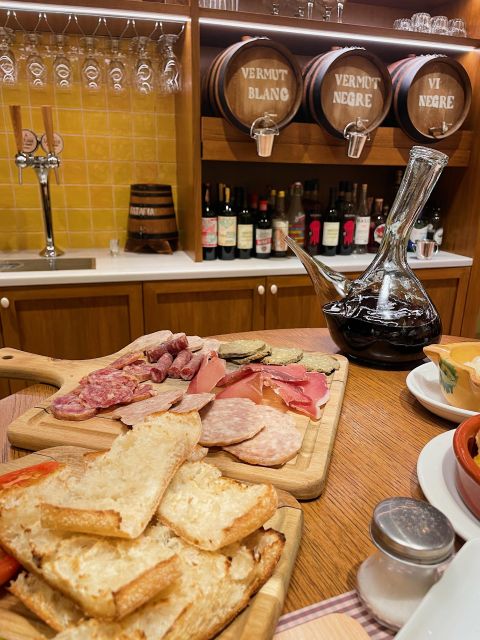 Girona Evening Food Tour & Tapas Bar Experience - Key points to know before booking