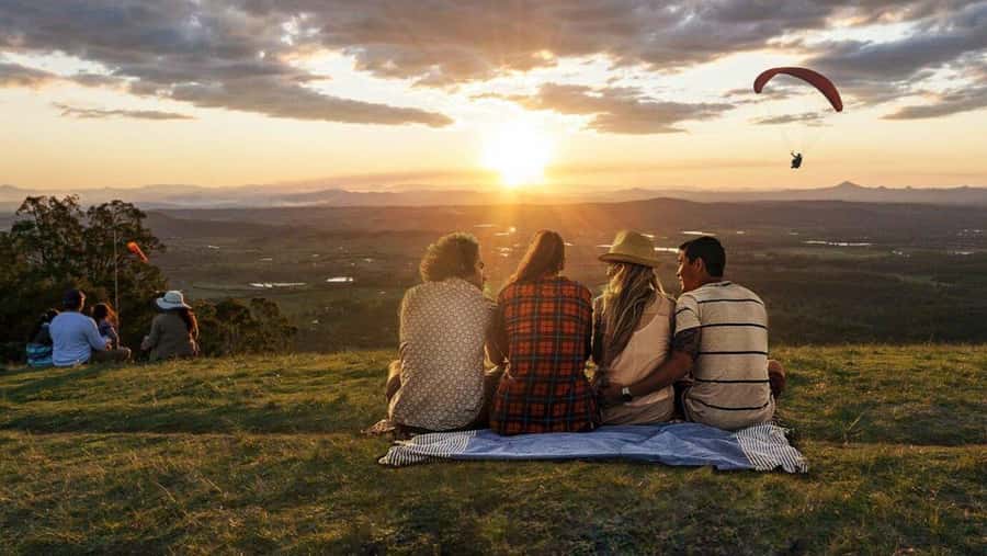 Gold Coast: Premium Wine Tour with Gourmet Lunch - The ride from the Gold Coast to the hinterland
