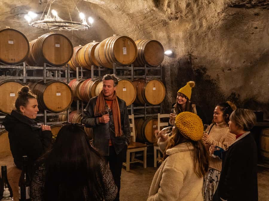 Gourmet Food and Wine Tour with Lunch and Wine Tastings - A wine-barrel cooked lunch in five tasting dishes