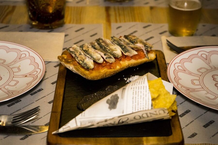 Granada: Tapas Crawl - Key points at a glance