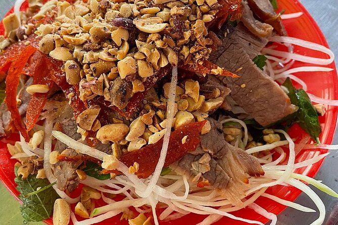 Ha Noi Walking Food Tour, Non Vegetarian,Vegan, vegetarian Option - Đường Tàu and the city beyond the postcard view