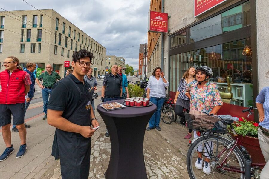 Hannover: Guided Bike Tour for Foodies with Tastings - The Old Town Gives the Ride Its Historic Finish