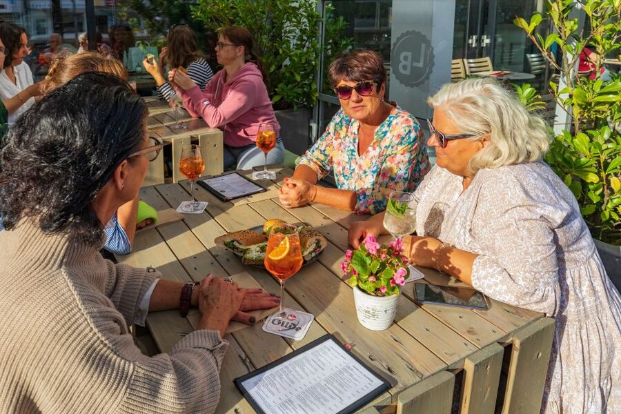 Hannover: Guided Bike Tour for Foodies with Tastings - Who Gets the Best Value From This Tour