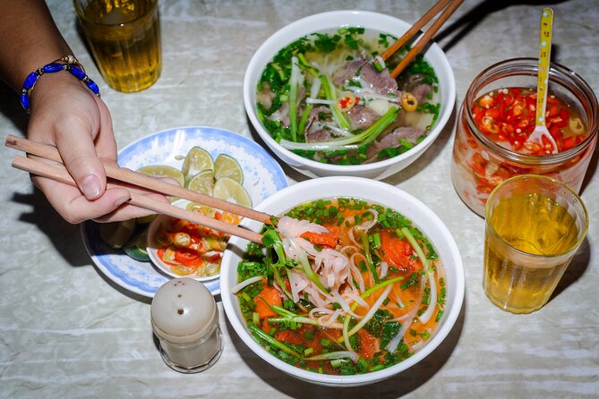 Hanoi Dawn Private Food Tour with 10+ Tastings - Key points at a glance