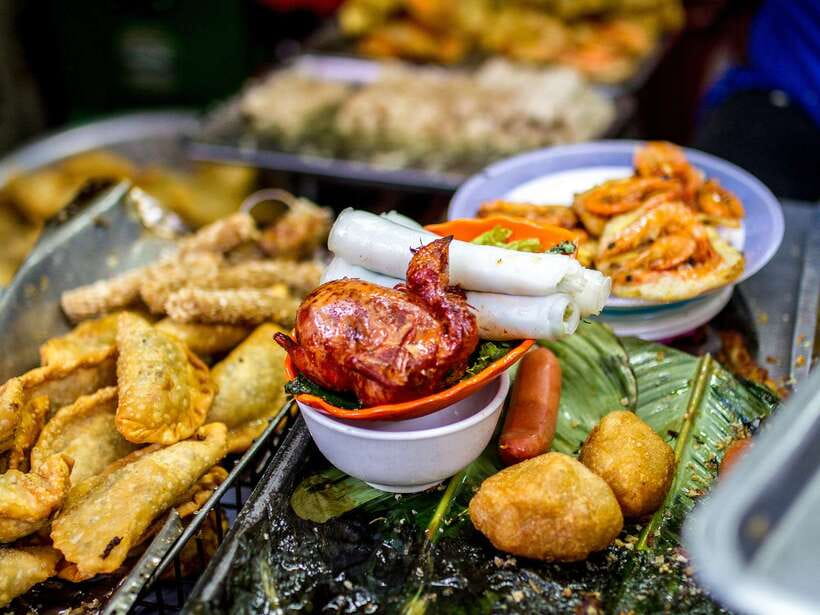 Hanoi: Eat Like a Local Small Group Street Food Tour - Coffee, Train Street, and the final stop