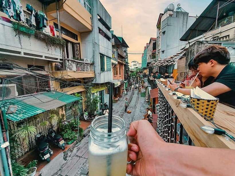 Hanoi: Guided Food Tour with Train Street Visit - What the $19 price really covers