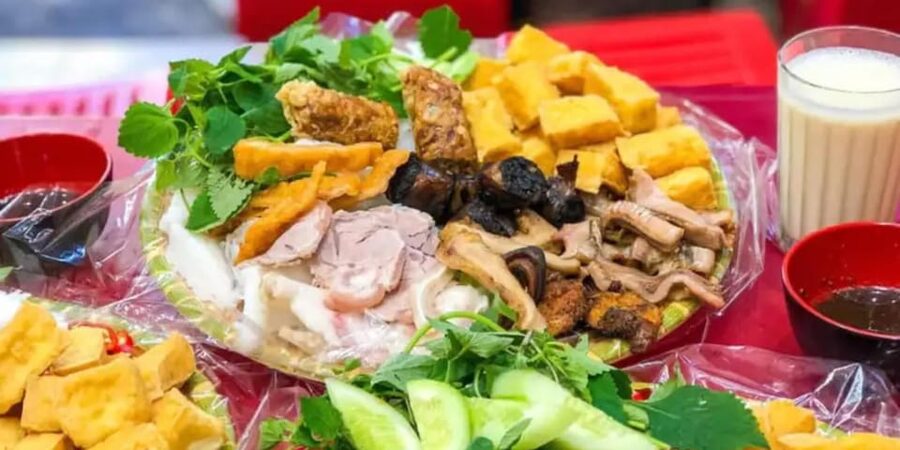 Hanoi: Guided Street Food Tour for small groups - Timing, Cancellations, and Group Style
