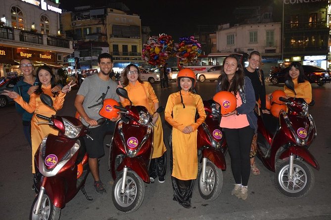 Hanoi Motorbike Tours Led By Women: Hanoi By Night Foodie Motorbike Tours - What makes the female-led format valuable