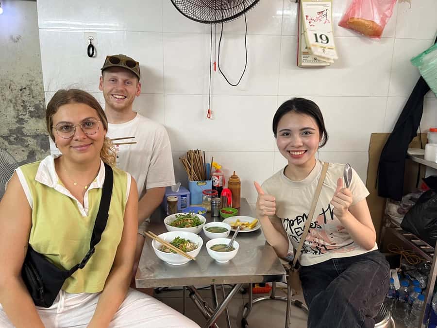 Hanoi: Private Street Food Walking Tour w/ a Real Foodie - Street food conditions: the honest tradeoff