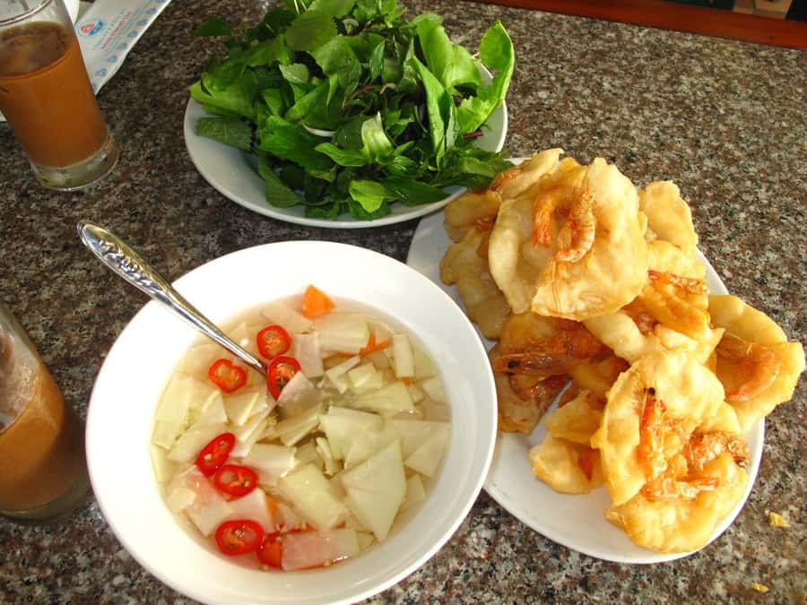 Hanoi: Private Street Food Walking Tour w/ a Real Foodie - Is $28 good value for three hours?