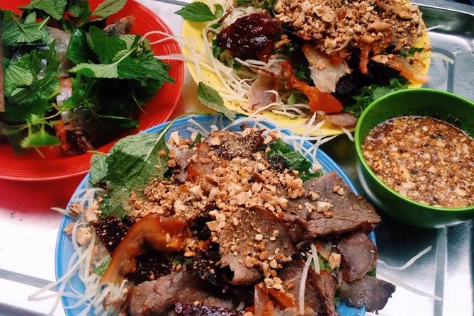 Hanoi Private Walking Tour: Street Food (HOT HOUR PROMOTING) - The value of a private $27 food tour