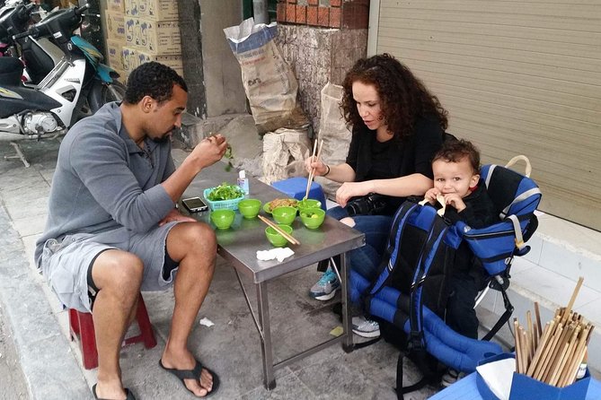 Hanoi street food tour (small group) - Starting in the Old Quarter