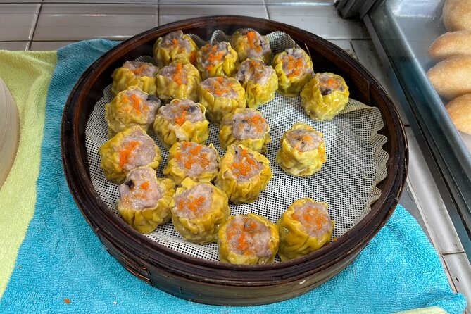 Hawaii Off The Beaten Path Food Tour - The fish market is the tour’s boldest stop