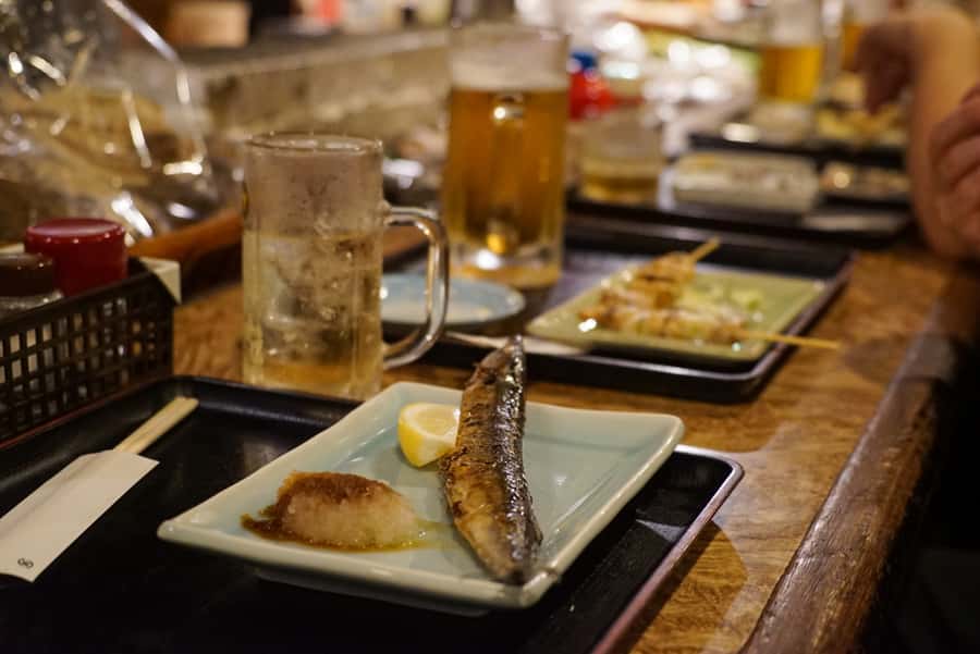 Hiroshima: Bar Hopping Food Tour - First stop: Hiroshima-style okonomiyaki