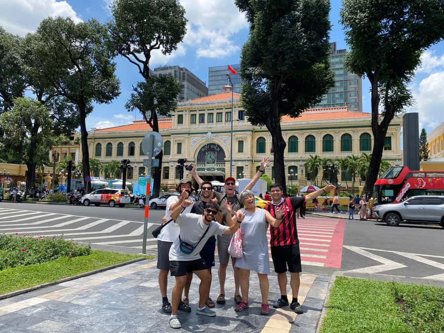 Ho Chi Minh City: Downtown Walking Tour with Local - From the Opera House to the Ho Chi Minh Statue