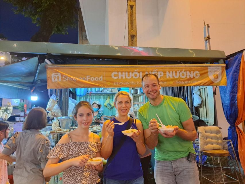Ho Chi Minh City: Food Tour by Scooter with Eleven Tastings - Chợ Hồ Thị Kỷ and the flower market stop
