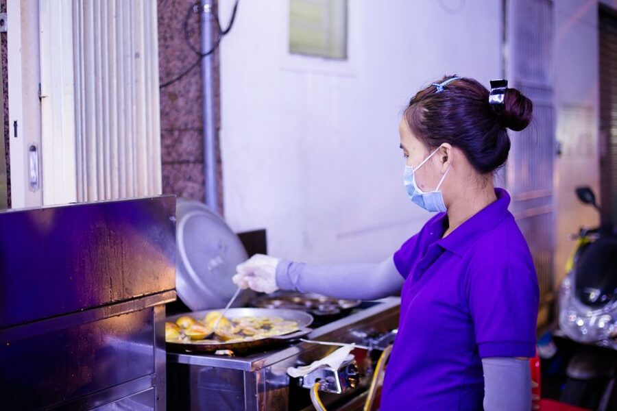 Ho Chi Minh City: Private Street Food Motorbike Tour - District 10 brings out the clay-pot beef stew